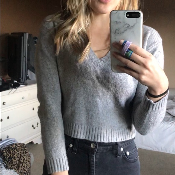 Brandy Melville Crop Top Bundle of Three - Picture 8 of 10